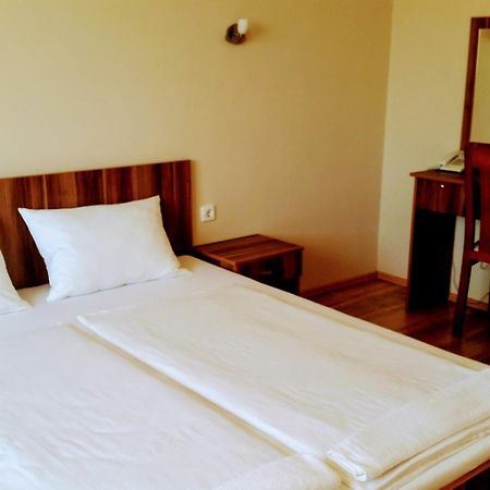 سزارفاس Hotel Sormester المظهر الخارجي الصورة
