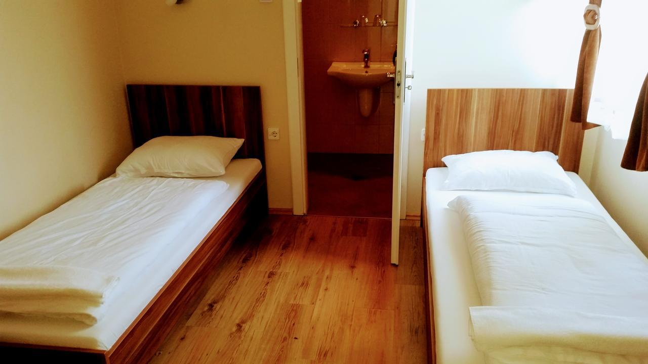 سزارفاس Hotel Sormester المظهر الخارجي الصورة